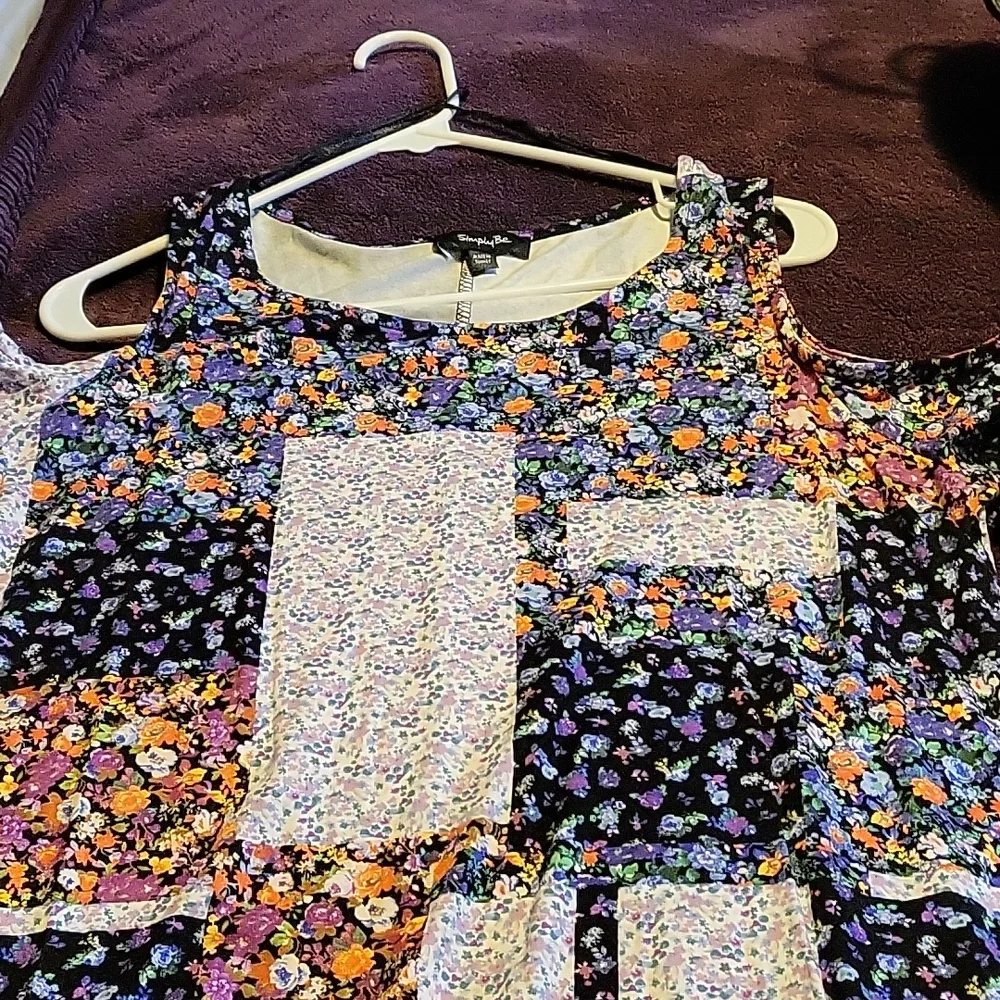 Cold Shoulder Tunic - Picture 2 of 4